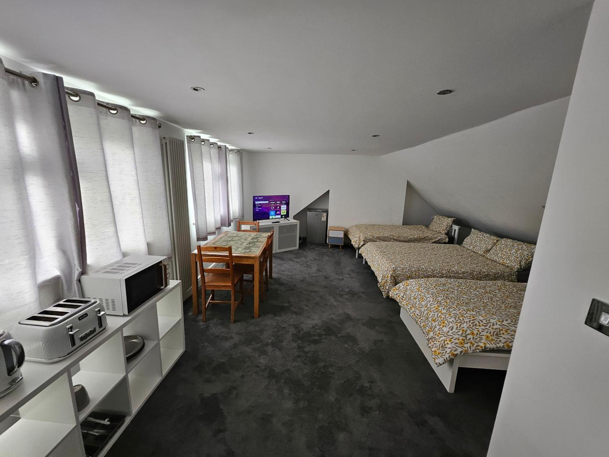 Snoozeden Westmead, Windsor Apartment Exterior foto